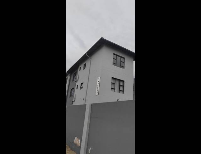 1 BEDROOM PROPERTY TO RENT IN DOBSONVILLE